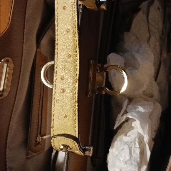 Rare Authentic Rowallan Ostrich Leather Large Handbag Purse Pale Yellow Beige - Picture 4 of 12